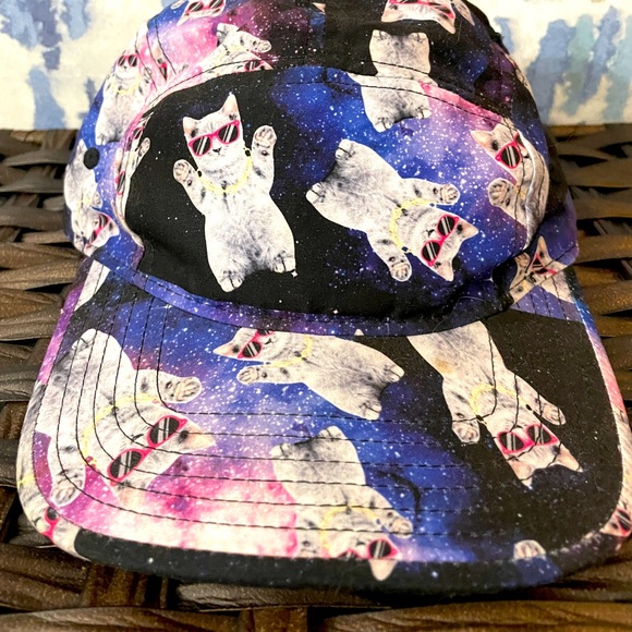 Fun “Cool Cat” novelty cap/hat. In great condition! - Picture 1 of 2